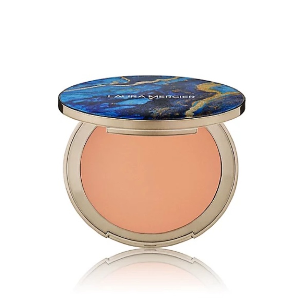 Laura Mercier - Picture 3 of 4